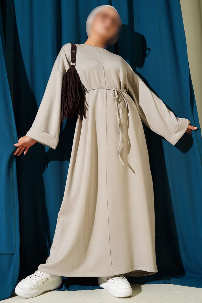 Vestido holgado de dos mangas y cinturón de cuerda, color beige piedra