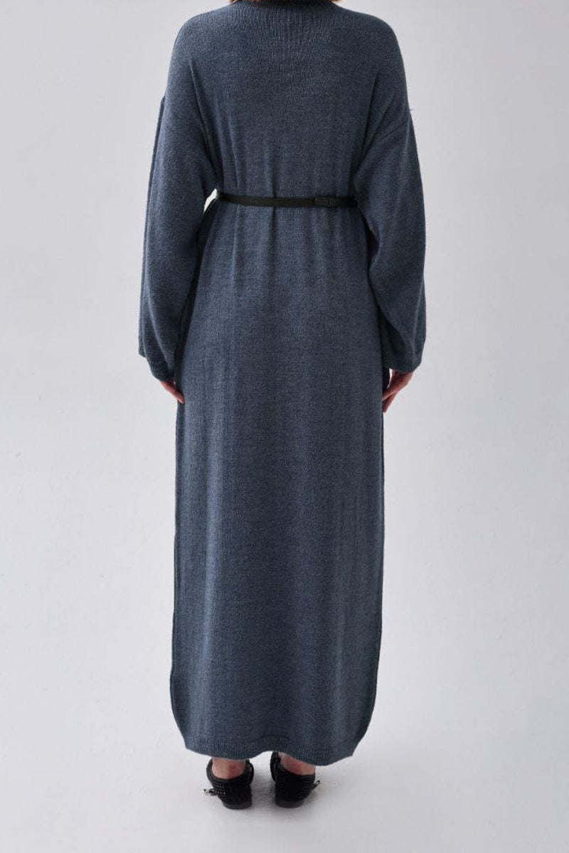 Vestido de punto con cuello en V índigo