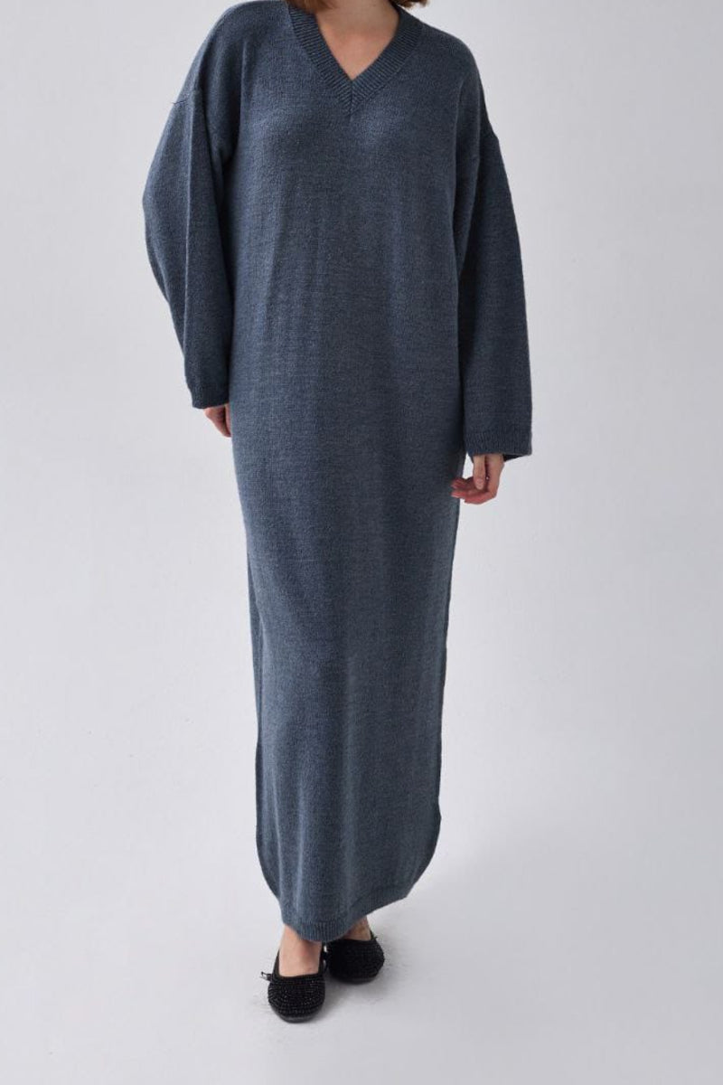 Vestido de punto con cuello en V índigo