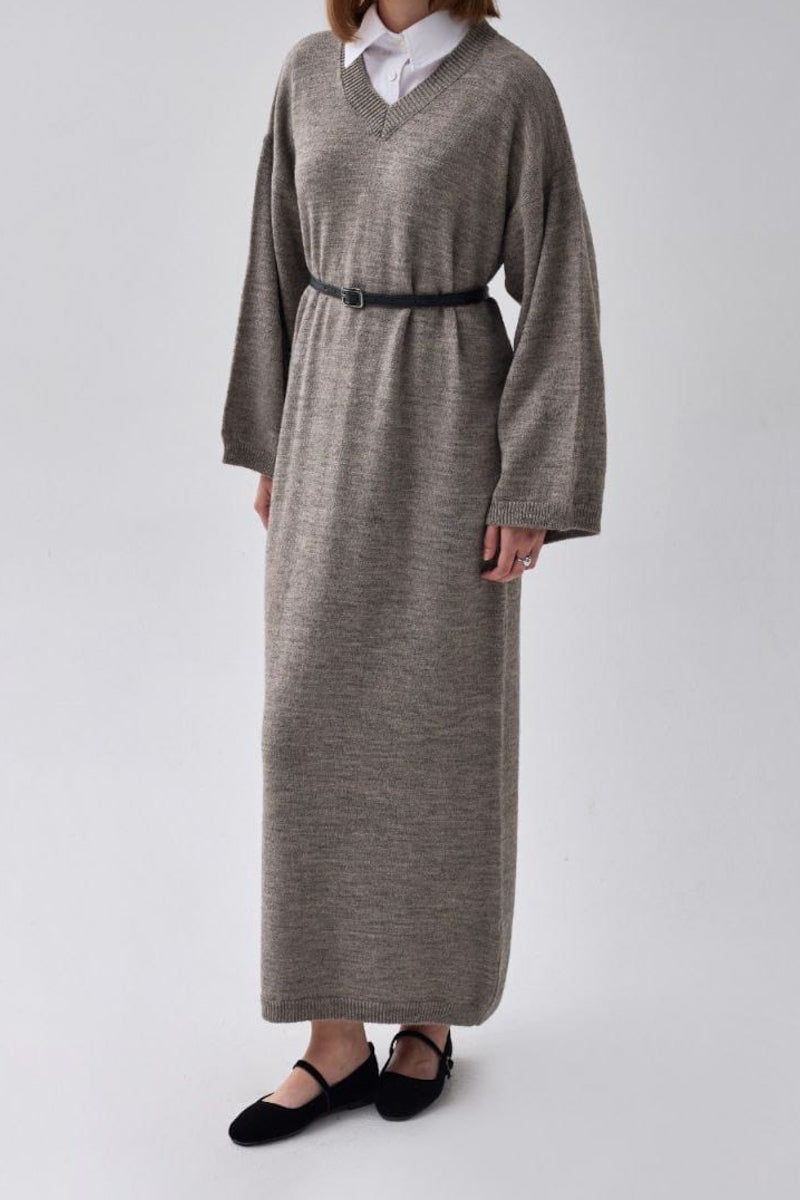 Vestido de punto con cuello en V Tierra
