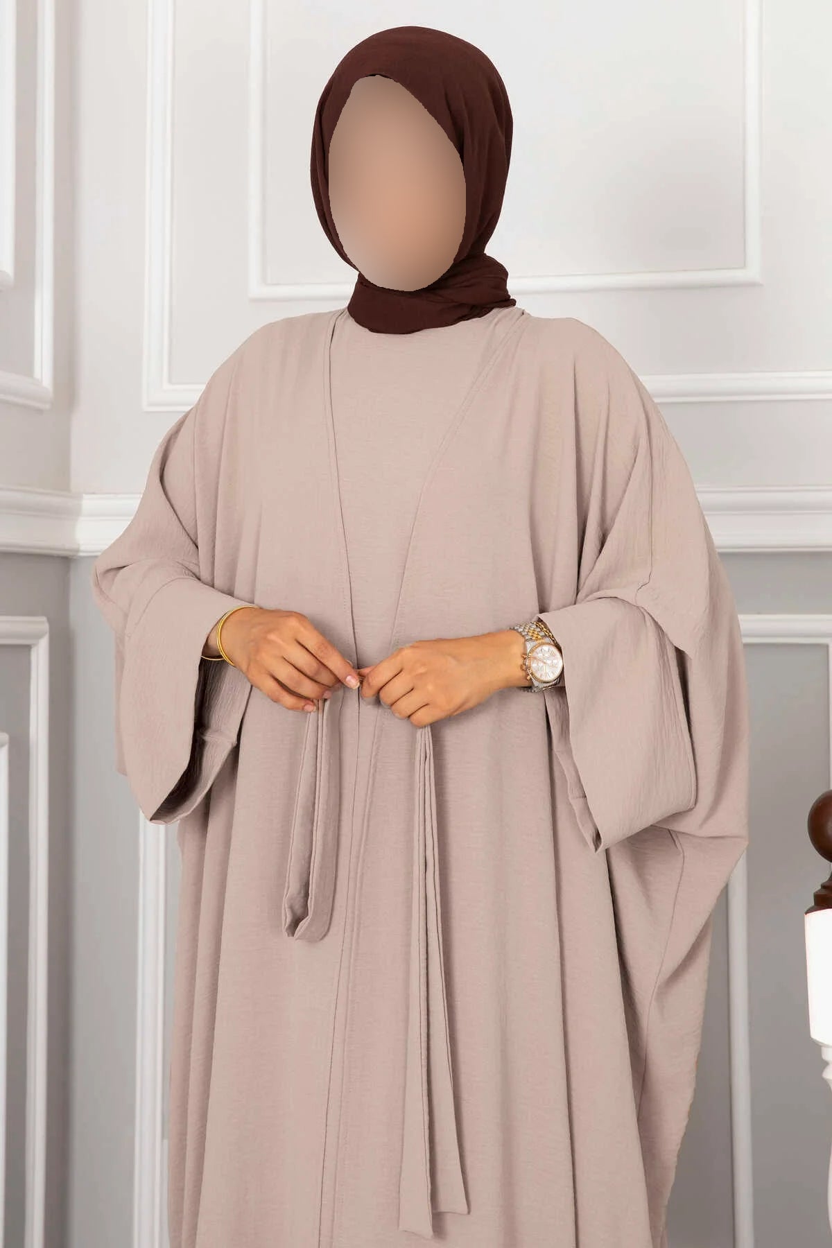 Conjunto de abaya con hiyab Leyli en beige