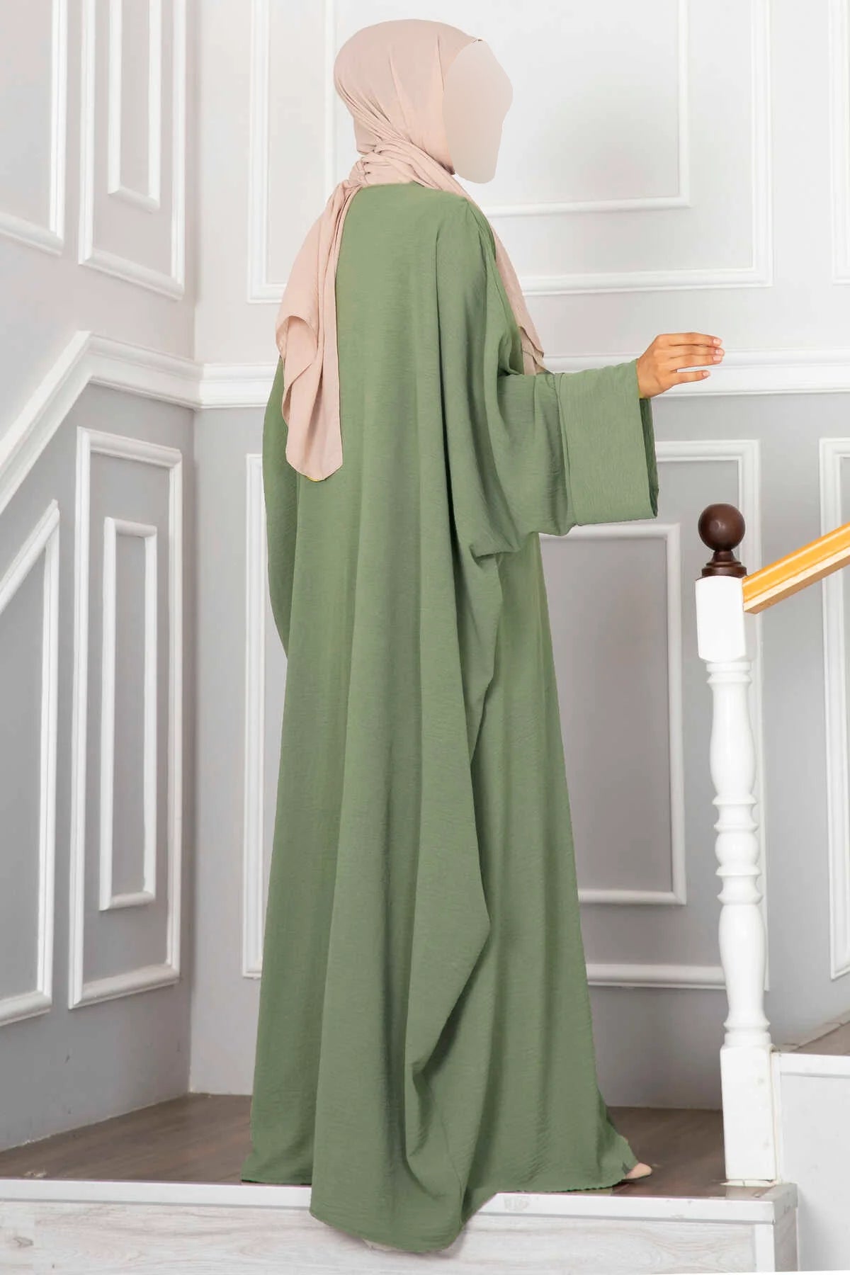 Leyli Hijab Abaya Set Minze