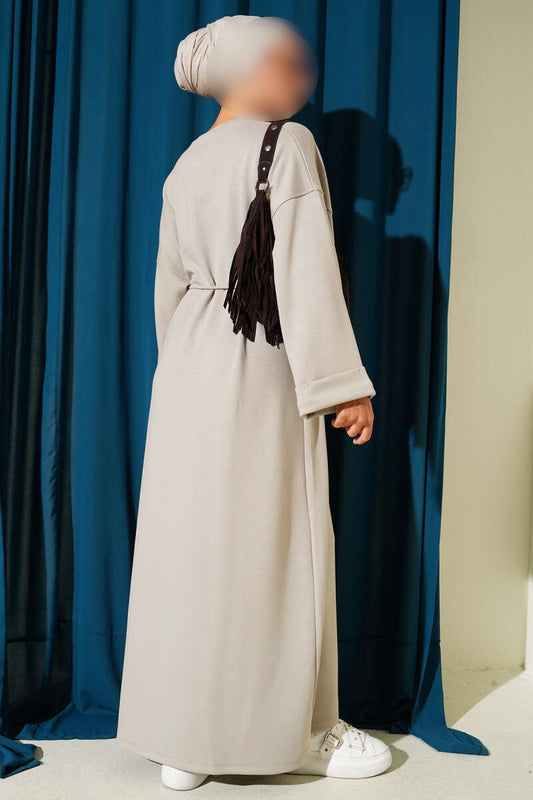 Lockeres Kleid mit zwei Ärmeln und Seilgürtel Stein beige