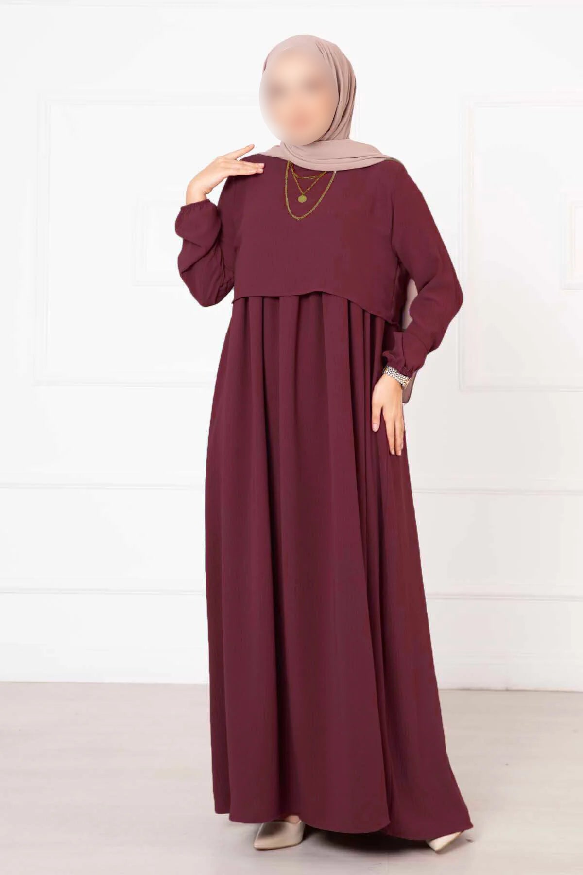 Vestido hijab estilo bolero, color rojo vino. 